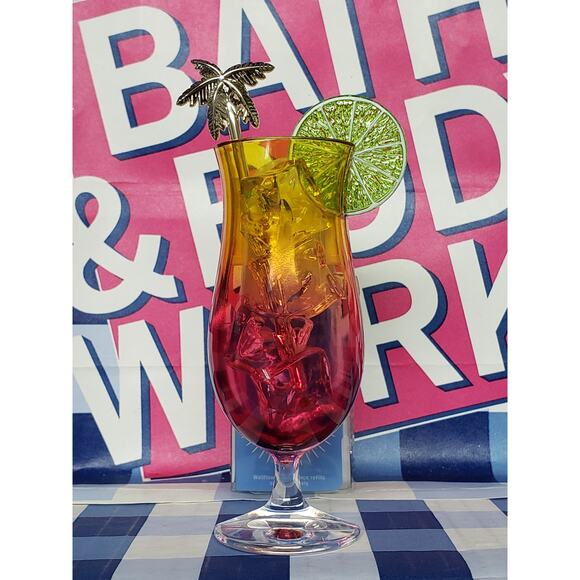 BBW Cocktail Margarita Daiquiri Drink Night Light Fragrance Wallflower Plug In - Picture 1 of 2